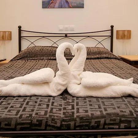 Aparthotel Karnagio Kyparissia