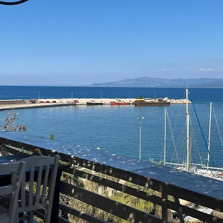 Karnagio 3* Kyparissia